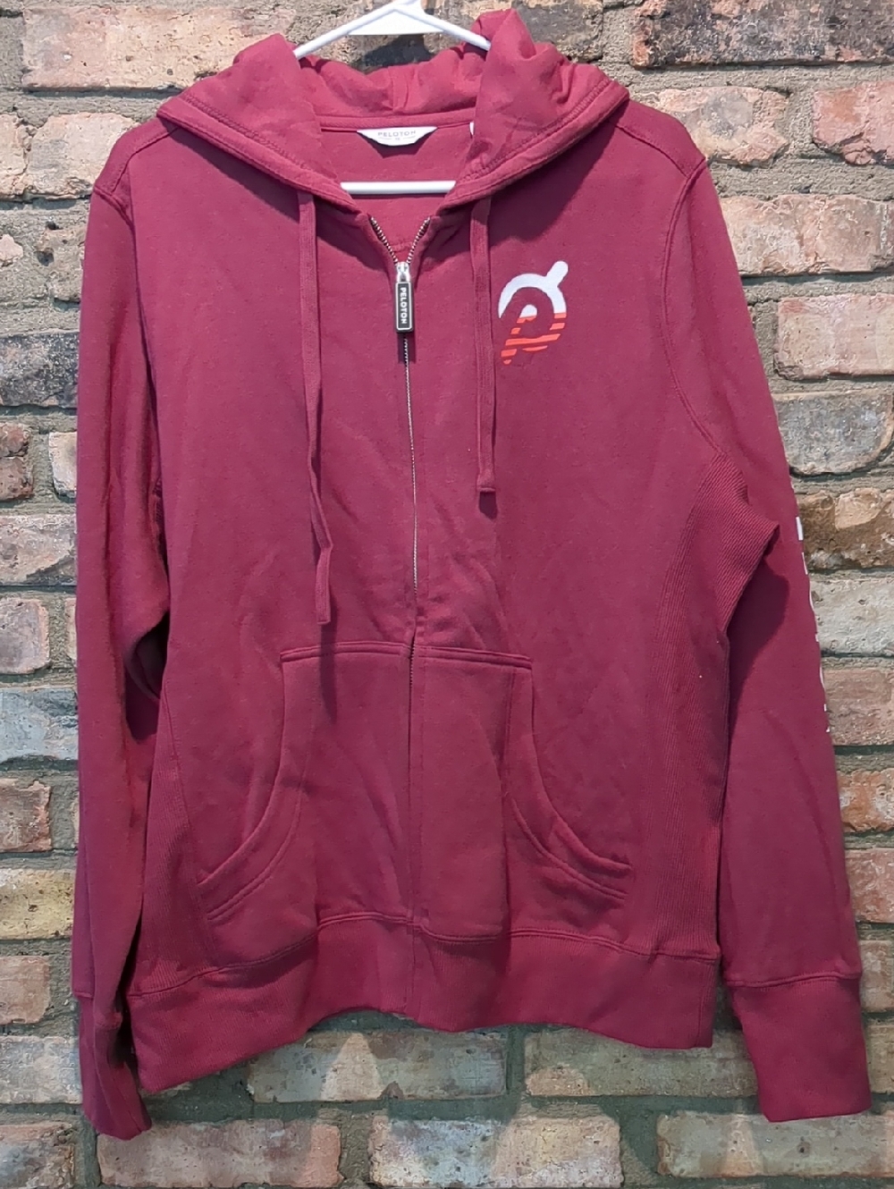 Peloton Muted Red Full-Zip Hoodie with Logo, Size Extra Large XL, NEW nwt